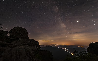 운장산의 밤