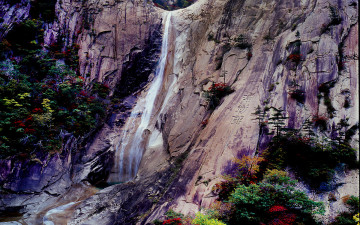 우리나라 3 대 폭포중 하나인 구룔폭포