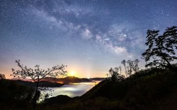 은하수와 운해가 있는 풍경