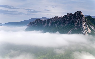 실록의 울산바위