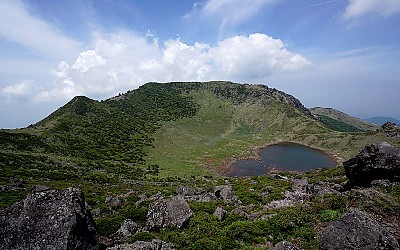 한라산의 여름