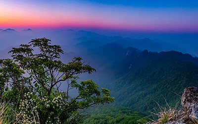 월악산 동트기전에