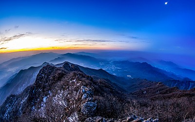 남덕유산의 새벽