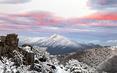 설경과 일몰빛