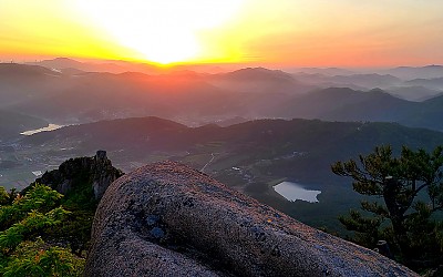 월출산.