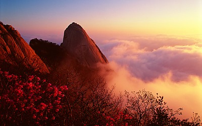 아름다운 빛이 스며든 삼각산!
