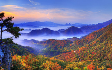 만발 한 단풍속 마이산 아침 10월29일 상황