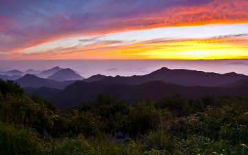 운장산의 여명1