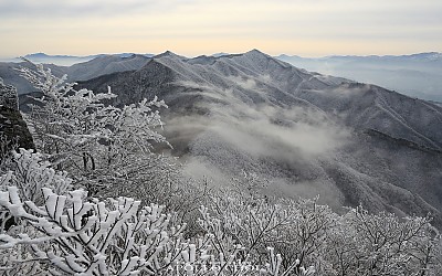 민주지산 설경