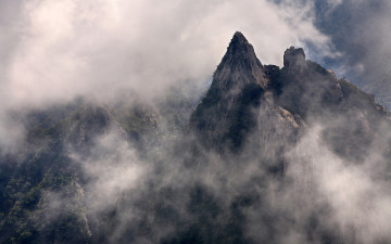 빛과 구름의 축제