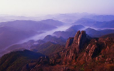 장군봉의 봄