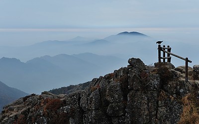 천왕봉의 깊은 오후