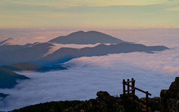 천왕봉에서 본 반야봉 운해