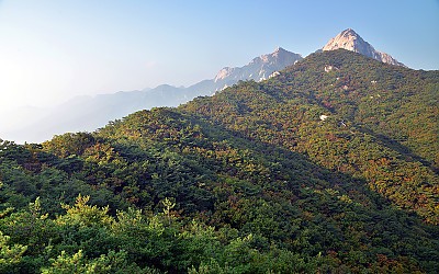 북한산을 오르며