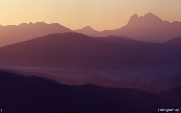 아름다운 삼각산의 아침