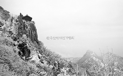 관악산 연주대와 상고대...