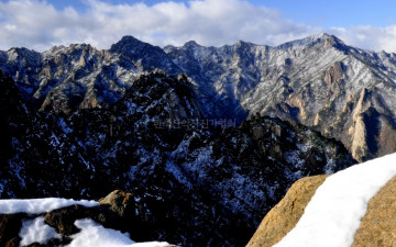 공룡능선의 초설