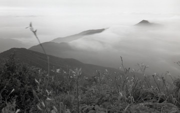 아련한 왕시루봉