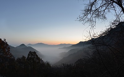 괴산 무명산의 새벽