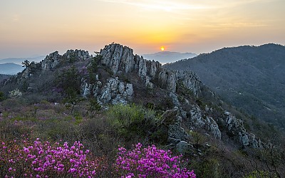 주작산