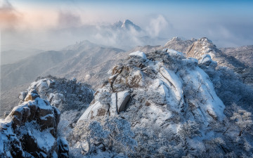 신선대에서 바라본 삼각산